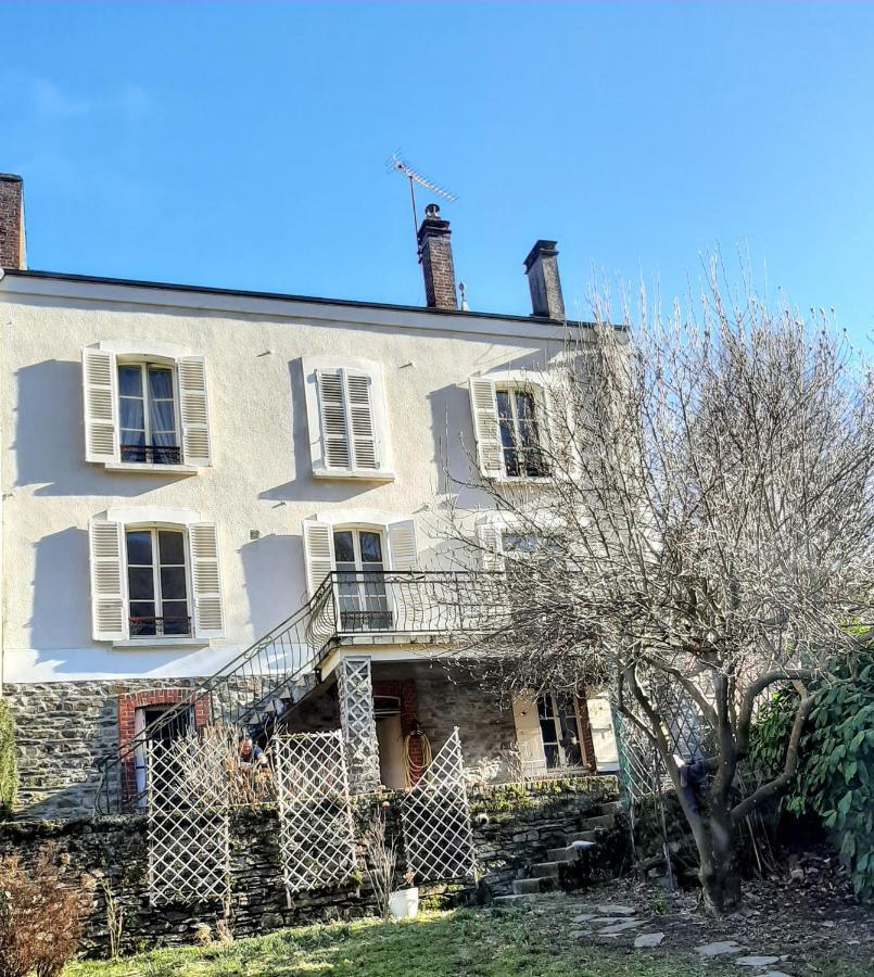 Chez Many, Par Fred Et Henri Monthermé Exterior foto